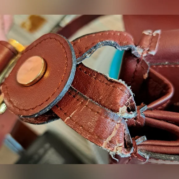 Vintage 1975 Classic Cartier Brown Leather Shoulder Bag - Picture 11 of 16